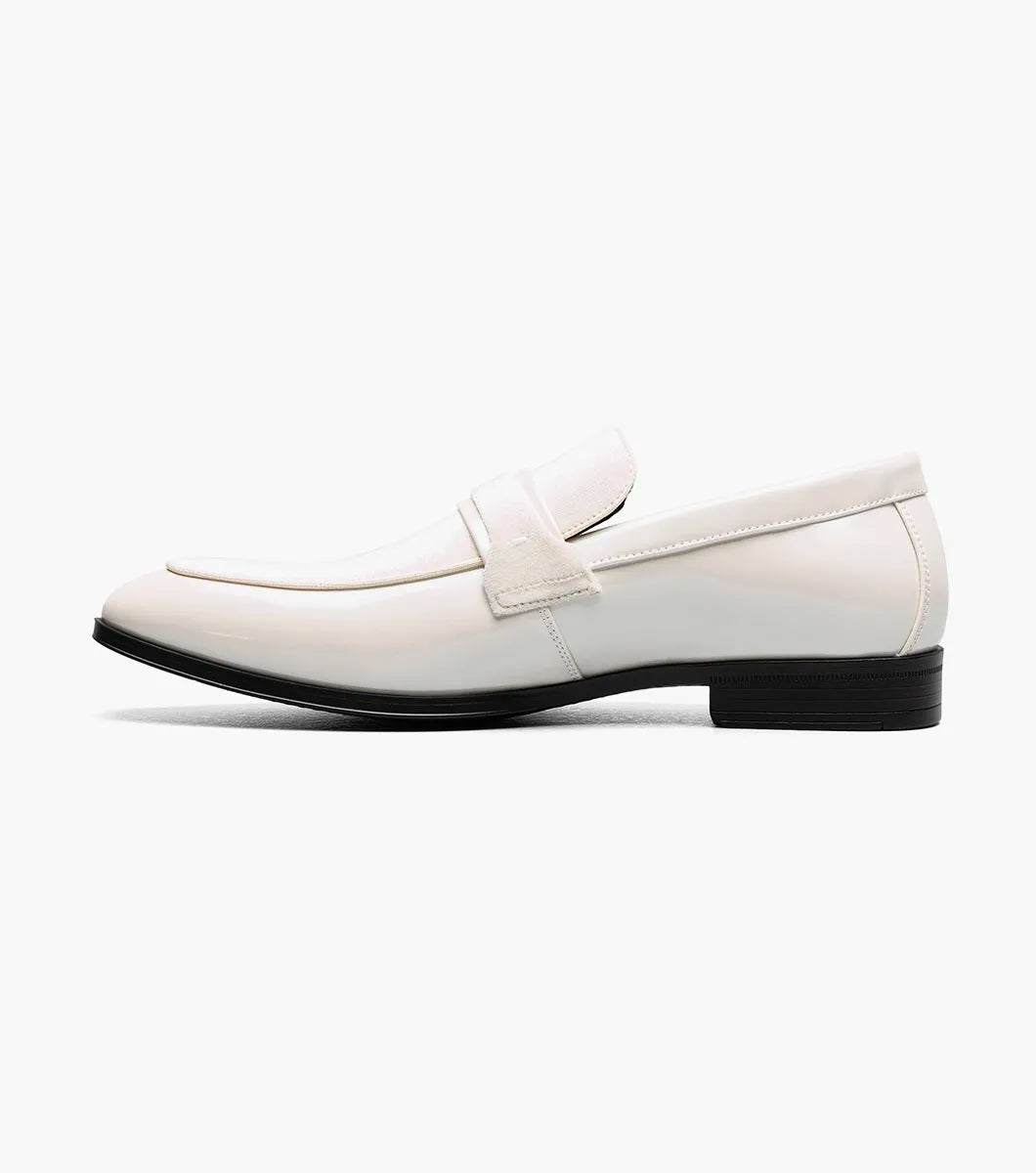 Stacy Adams Spratley Moc Toe Saddle Slip On
