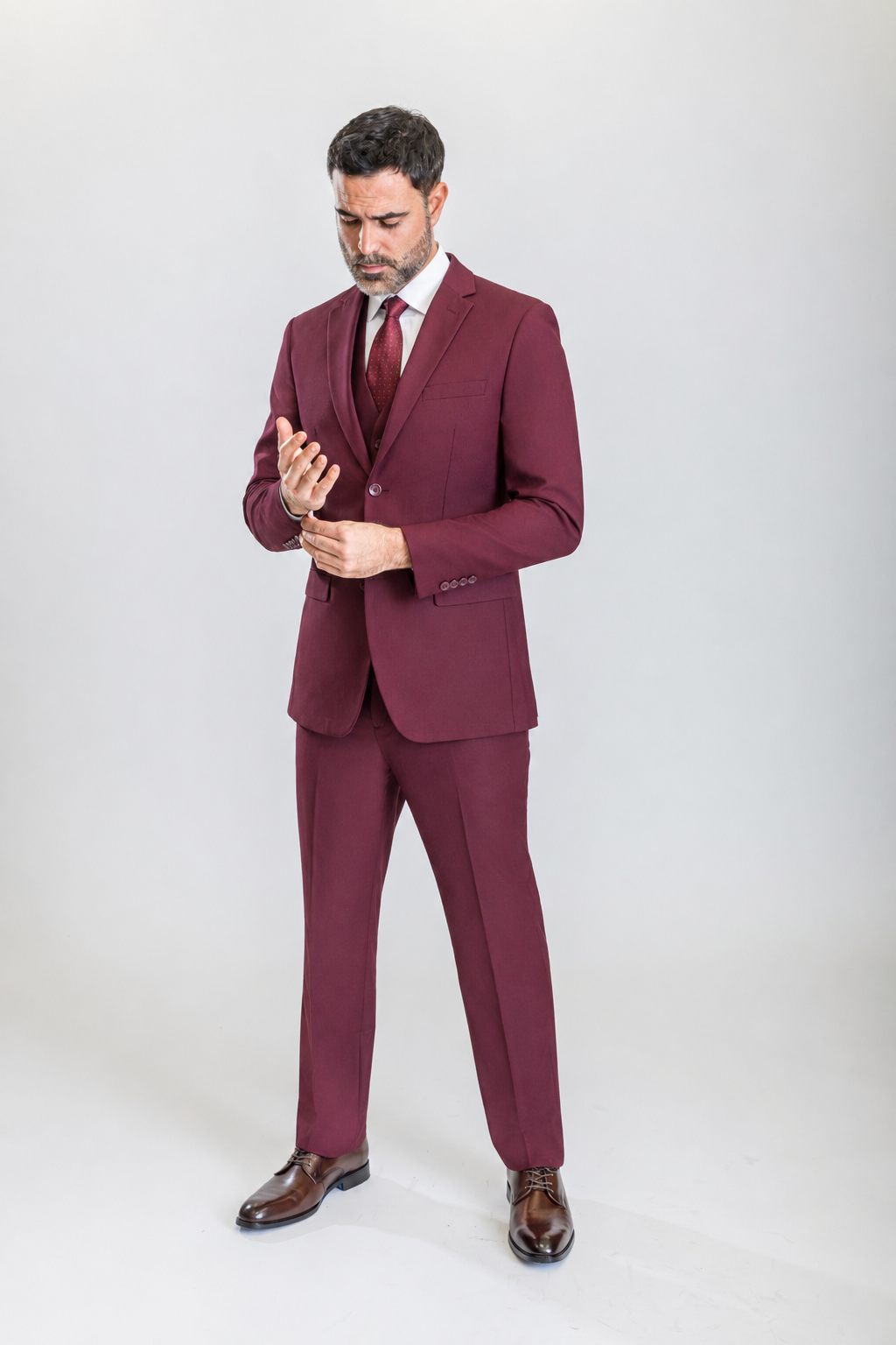 Caravelli 3pc Regular Fit Suit (Burgundy)