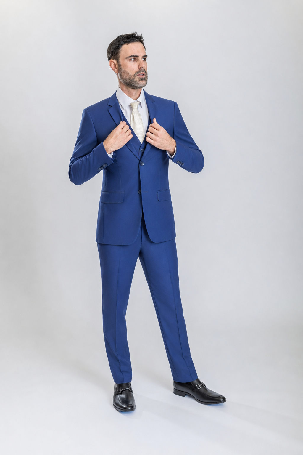 Caravelli 3pc Regular Fit Suit (Cobalt)