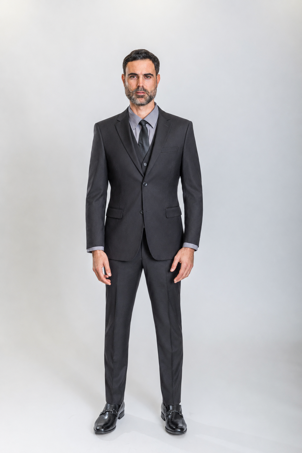 Caravelli 3pc Regular Fit Suit (Black)
