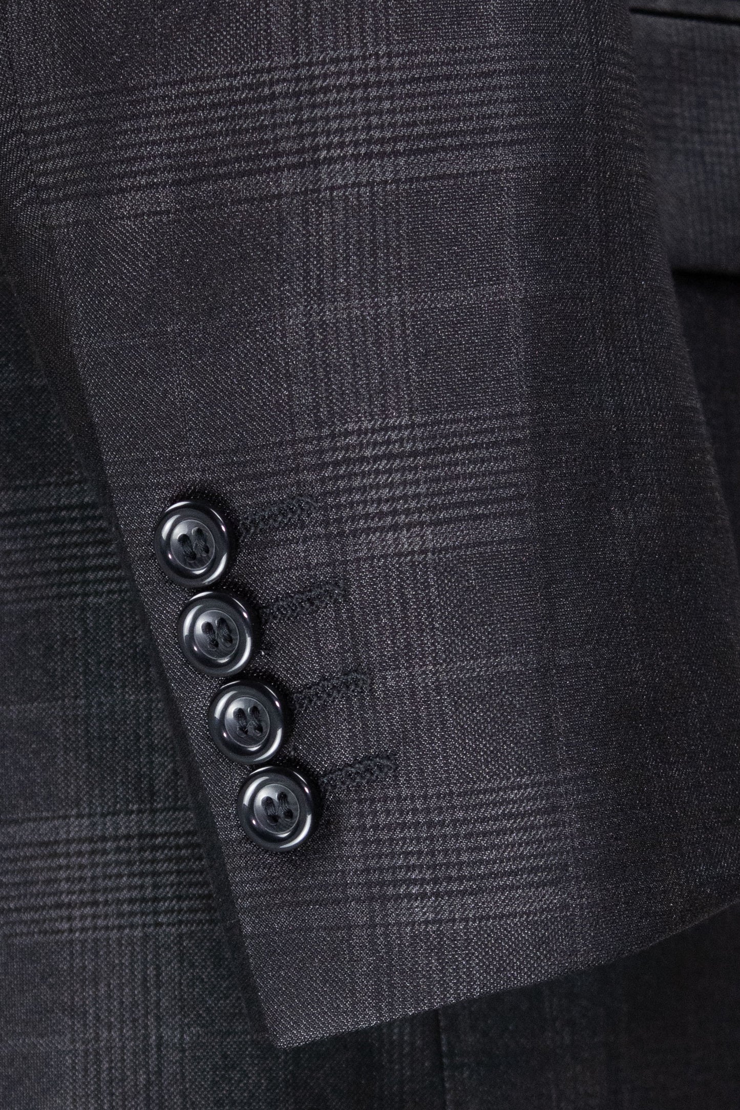 Vinci Classic Fit 3pc Plaid Suit (Black)